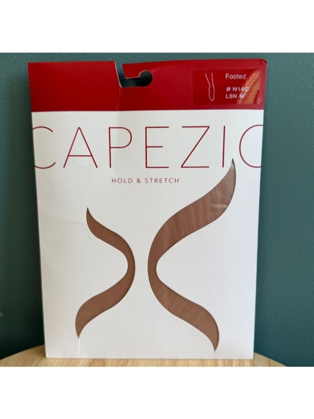 Girls Capezio Hold & Stretch Footed Tights N14C M LSN Light Suntan Medium Dance